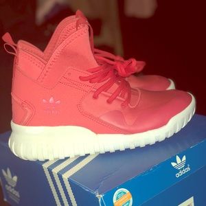 Female Addidas Sneakers